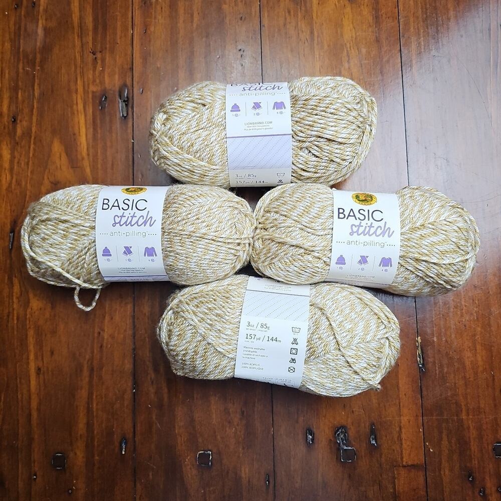 Lion Brand Basic Stitch Anti-Pilling Yarn Tan White 603 Lot of 4 Skeins Medium 4